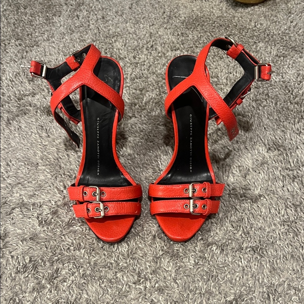 Giuseppe Zanotti  buckled Heels